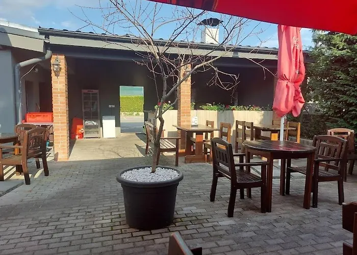 Sun-House Pension - Parkingfree Limited Spaces-