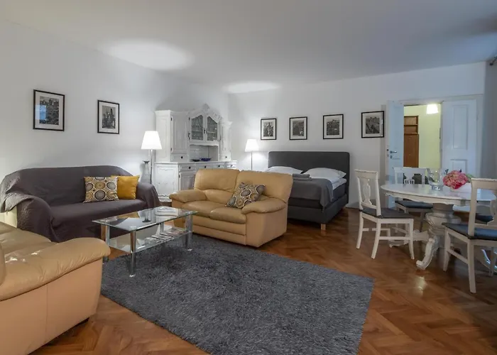 Apartman Carolinum Praga, República Checa
