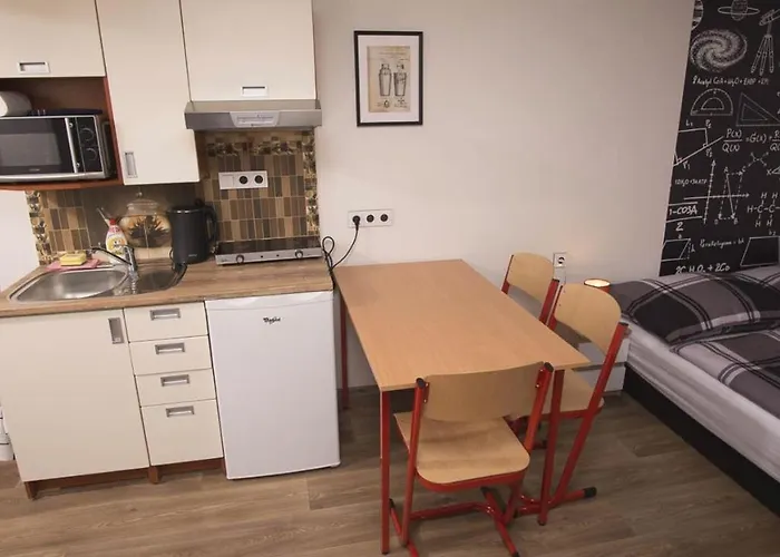 School Apartment - Your Unique Place In Prague By Metro Vysehrad, Tschechische Republik