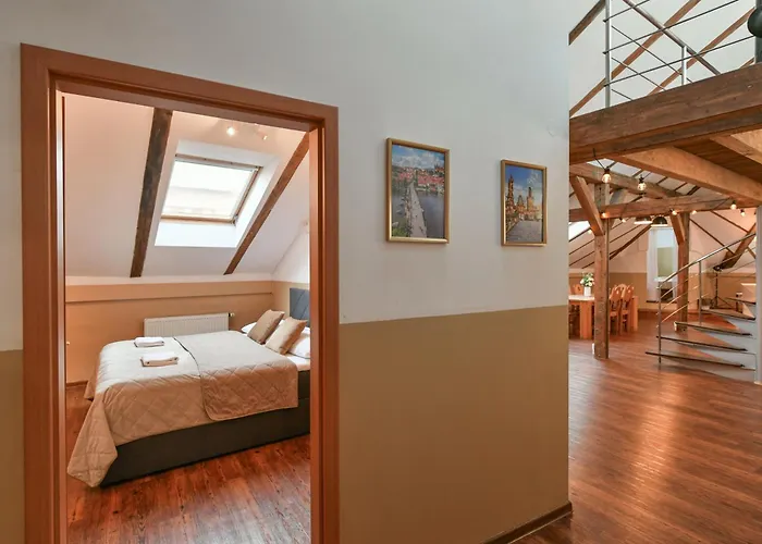 Amazing Charles Bridge Apartment Prag, Tschechische Republik
