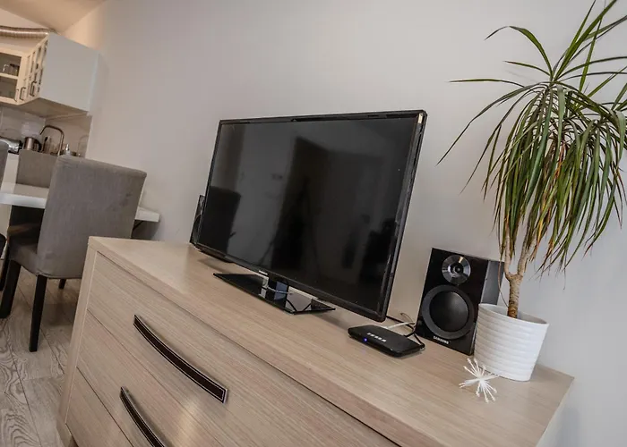 Spacious Terrace Apartment With Free Private Parking Прага, Чехія