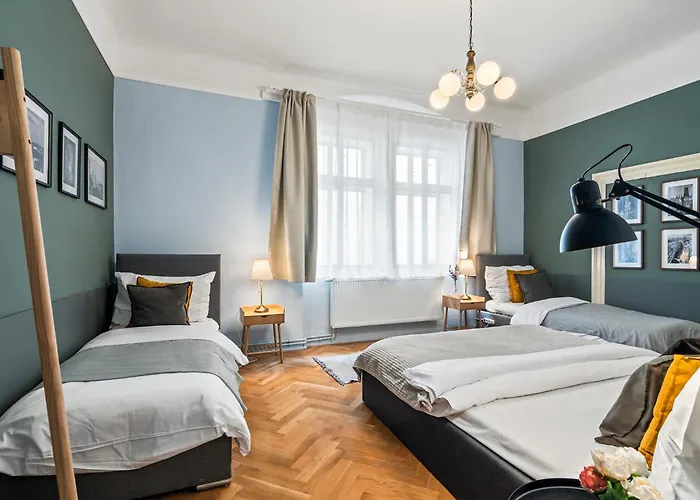 Charles Bridge Historical Apts By Michal&Friends