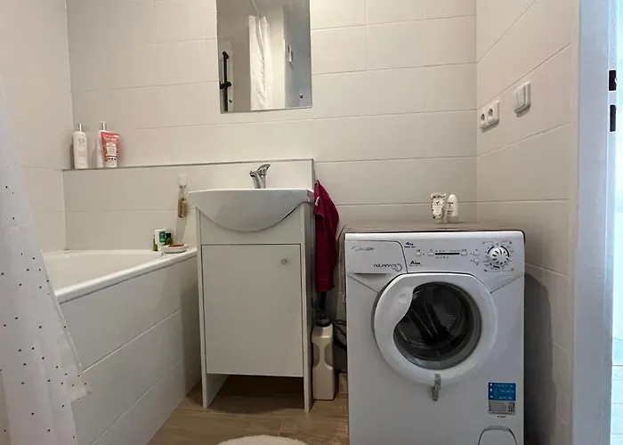 Apartament Sunny Minimalistic Flat Near Metro Opatov Praga, Czechy