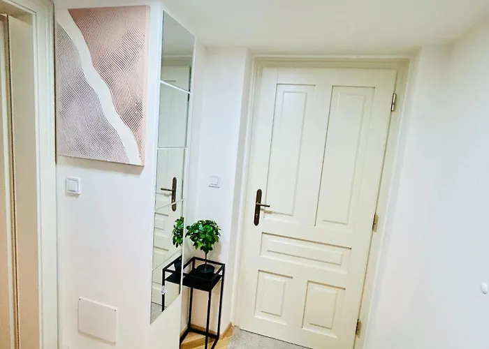 Cozy Design Homestay With Terrace Praga, Czechy