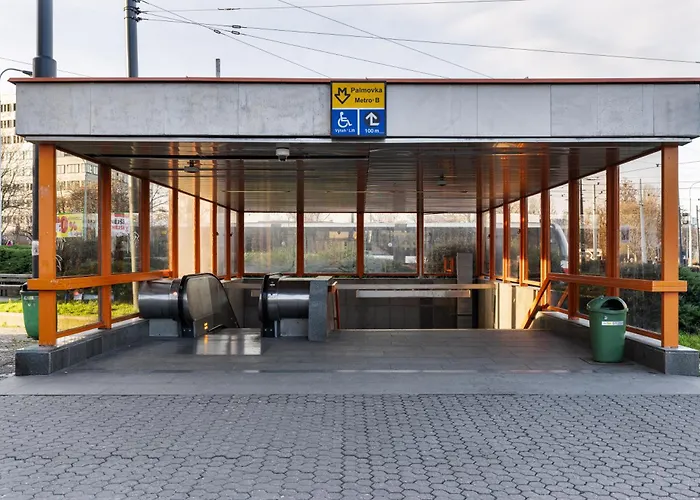 Stay2Gether City Buzz Apt - O2 Arena - Sleeps 6 Praha, Česká republika