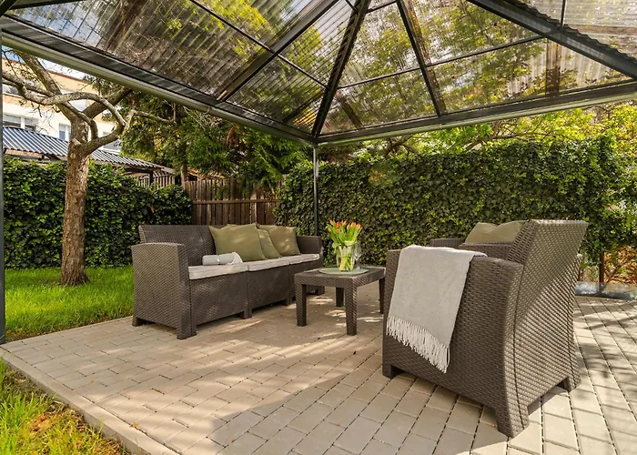 Apt With Sunny Garden Prague By Michal&Friends