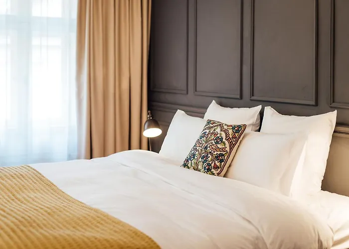 Nana Macs Hotell Prag