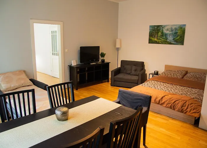 City Centre Garden Apartment With Parking Prag, Tschechische Republik