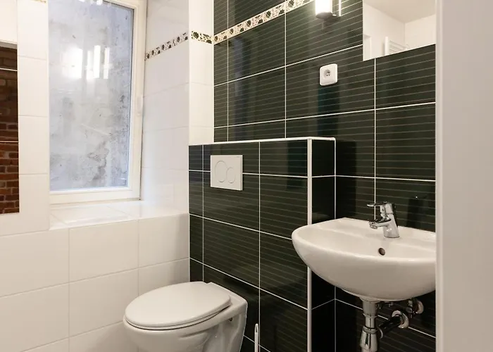 Spacious Apartment In Quiet Courtyard Near Charles Bridge Prag, Tschechische Republik