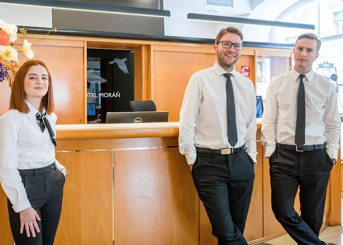 Hotels in de buurt van Lennonmuur