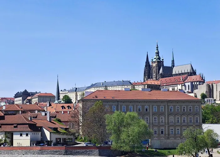 Gold s Prague