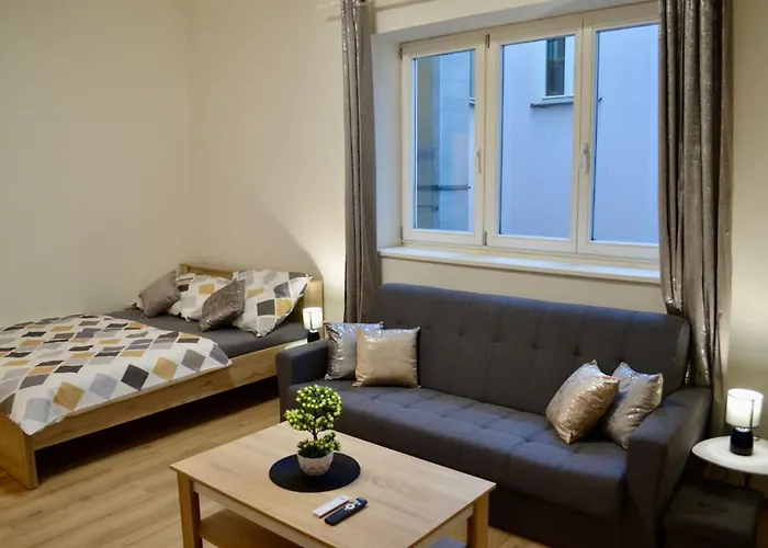 Apartmnet Near Ip Pavlova