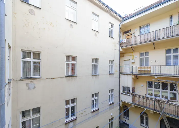 Pinkova Apartments Прага, Чехія