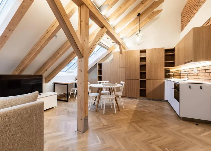 Elegant Attic Residence With Terrace Near Riegrovy Sady | Rieger Gardens Prag, Tschechische Republik
