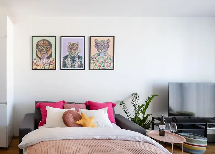 Urban Chic Residences