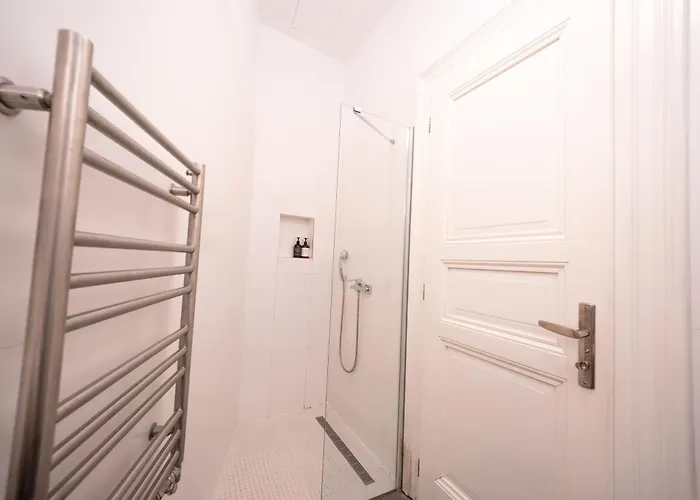 Sophie'S Hostel