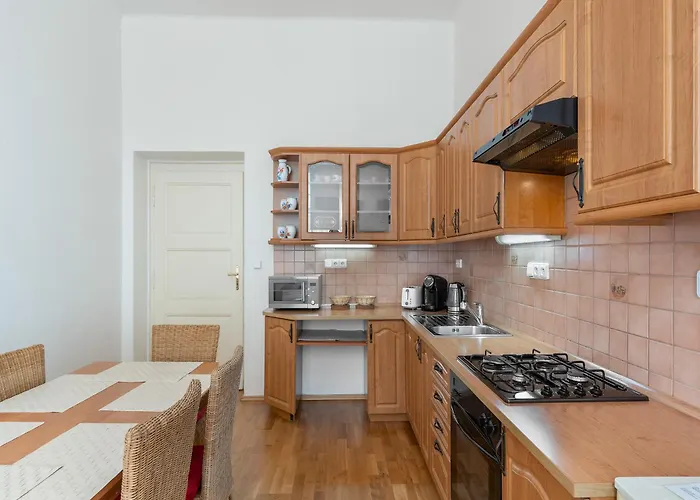 Old Town Home Prague Apartments - Just Steps From Old Town Square, Česká republika