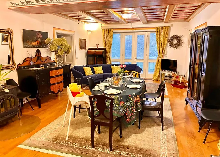 Villa Riviera
