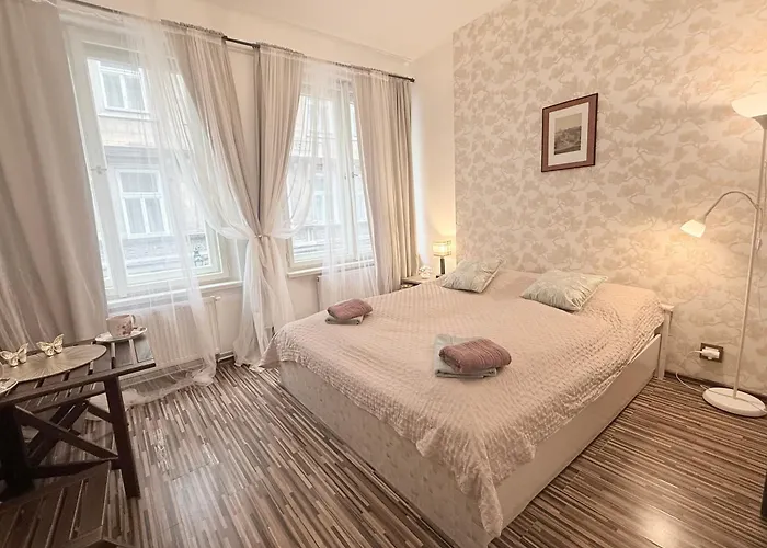 Prague Old Town Apartment Benediktska 6
