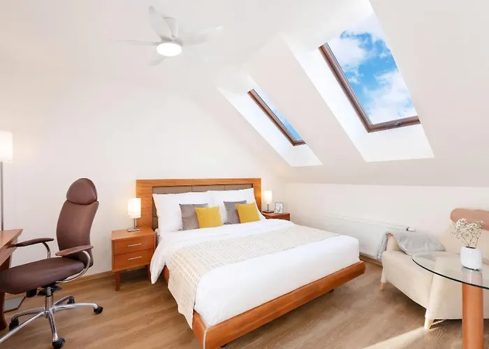 Prague Roof Apartments, Czechy