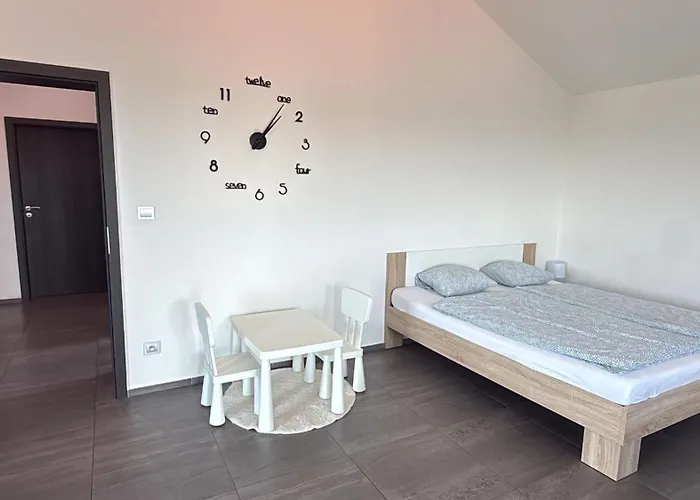 Byt Apartman 2Rooms 76M2 All New