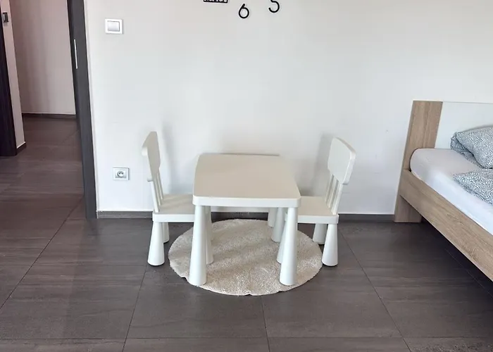 Byt Apartman 2Rooms 76M2 All New