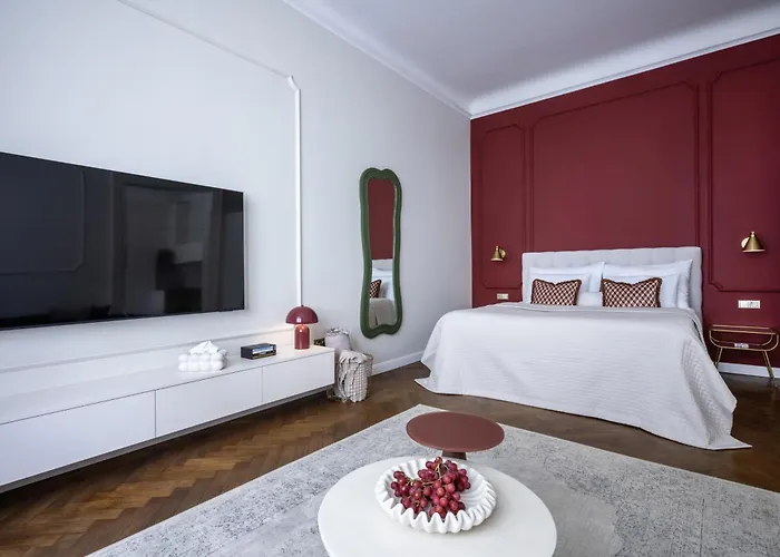 Elegant Paris Ave Apartment With A Terrace Prague, Czech Republic