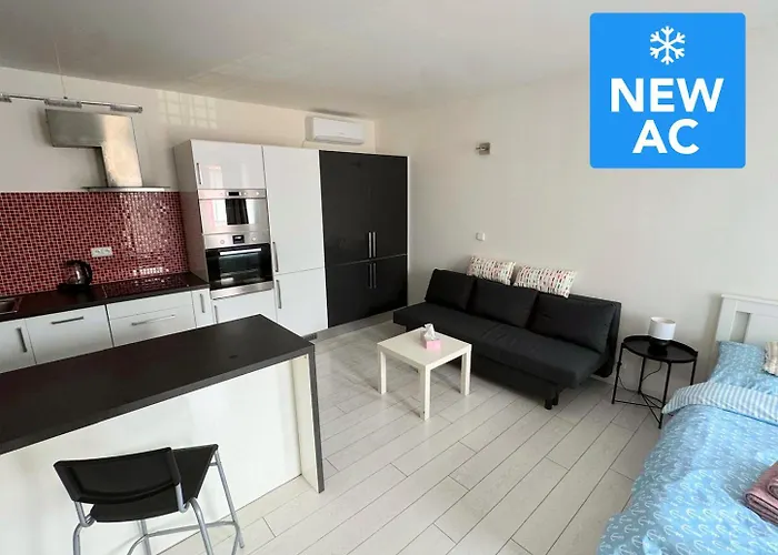 Rumako Apartments