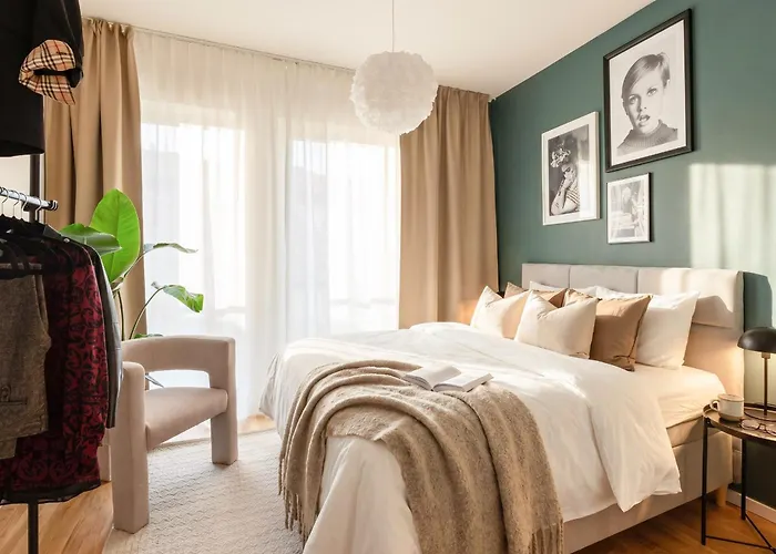 Turnkey I Republic Square Apartments