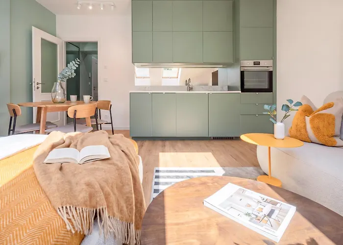 Turnkey I Republic Square Apartments