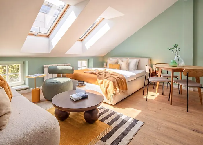 Turnkey I Republic Square Apartments