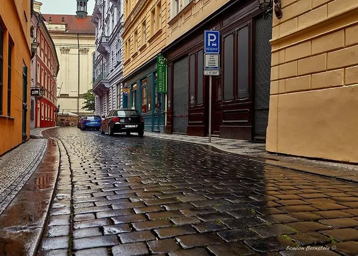 Apart Near The Charles Bridge Praga, Repubblica Ceca