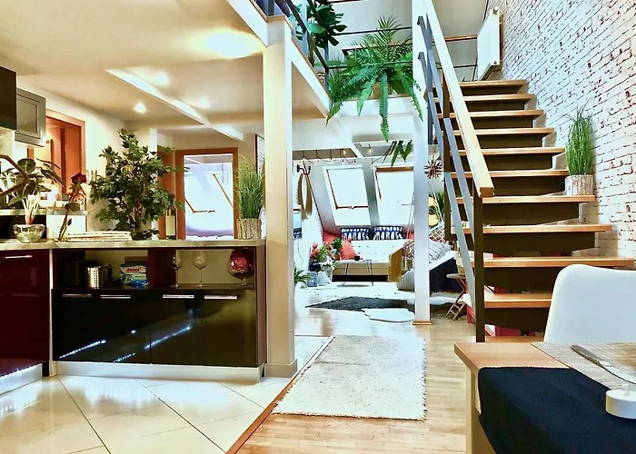 Duplex With Quite Terrace On Wenceslas Sq. Praga, República Checa