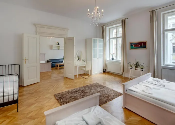 Kaprova - Old Town Apartments