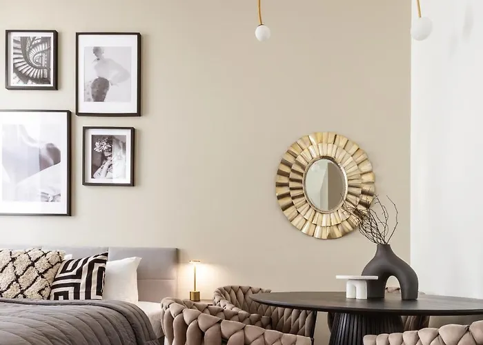 Turnkey I Republic Square Apartments