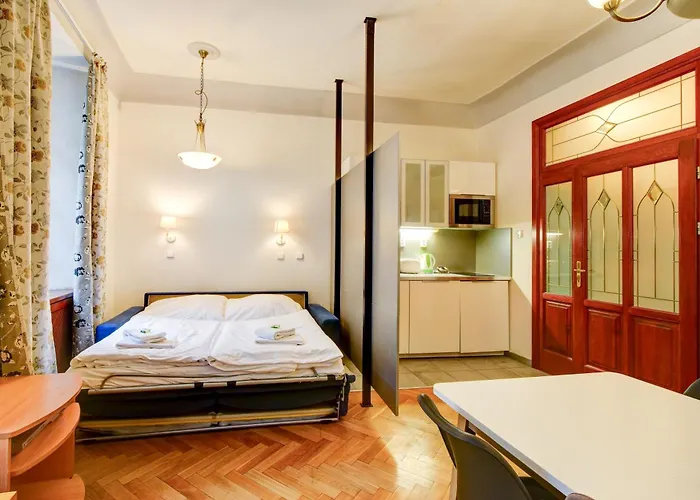 Historic Centre Apartments VIII