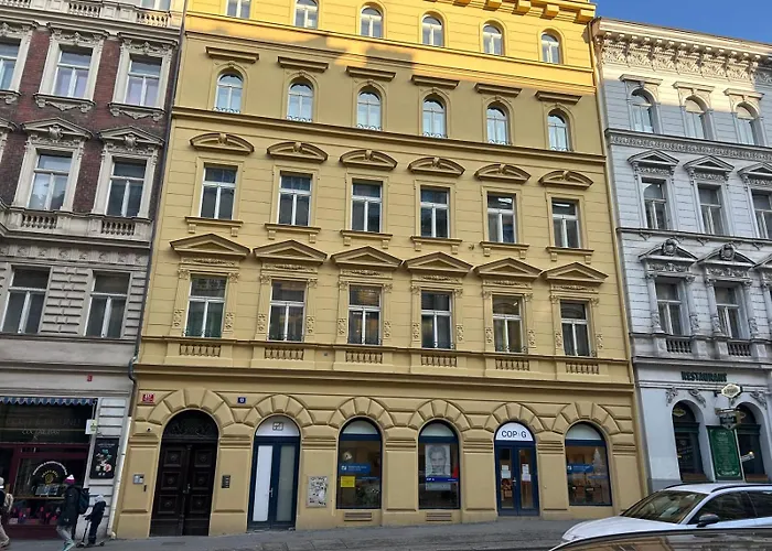 Apartment Colours - Your 7 Colour Experience In Centre Of Prague